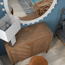 将图片加载到图库查看器,Bassett Mirror Cavett Chest