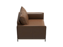 将图片加载到图库查看器，The Shannon Chair
