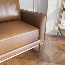 将图片加载到图库查看器，The Shannon Chair
